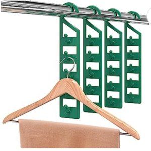 Set of 4 super strong space saving magic hangers